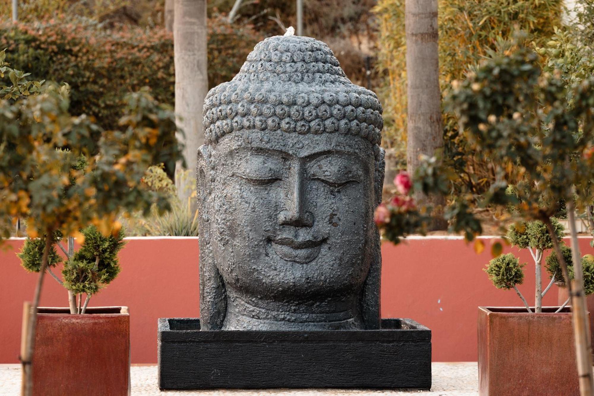 Shanti Som มอนดา ภายนอก รูปภาพ
